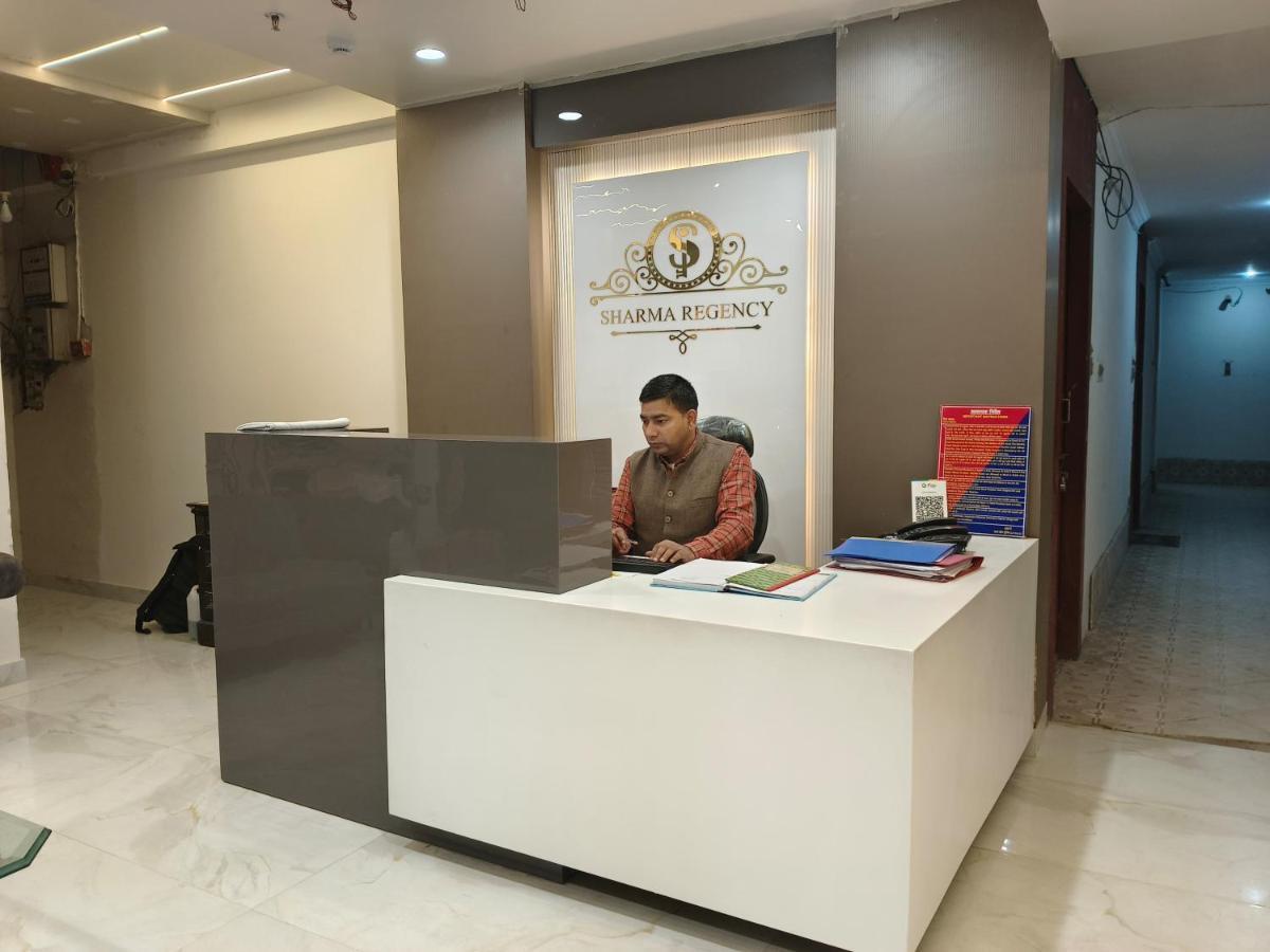 Hotel Sharma Regency ลัคเนา ภายนอก รูปภาพ